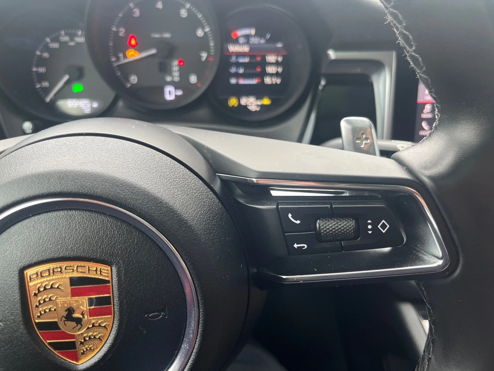 Used 2022 Dolomite Silver Metallic Porsche AWD image 22
