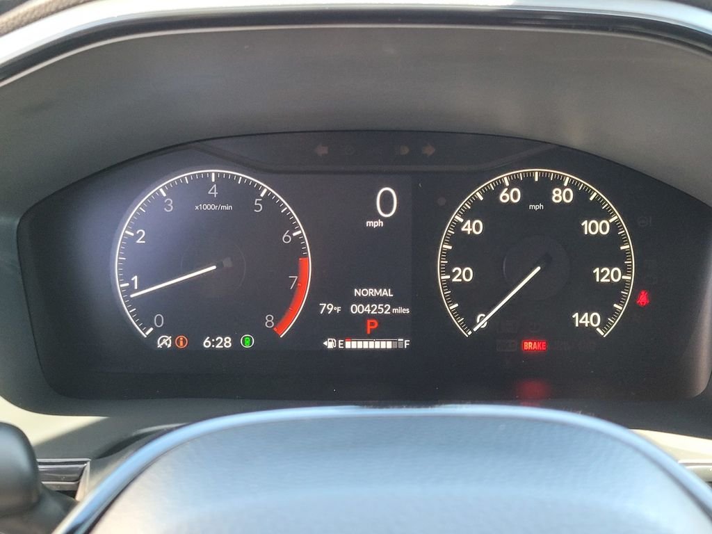 Used 2024 Silver Honda EX-L image 24