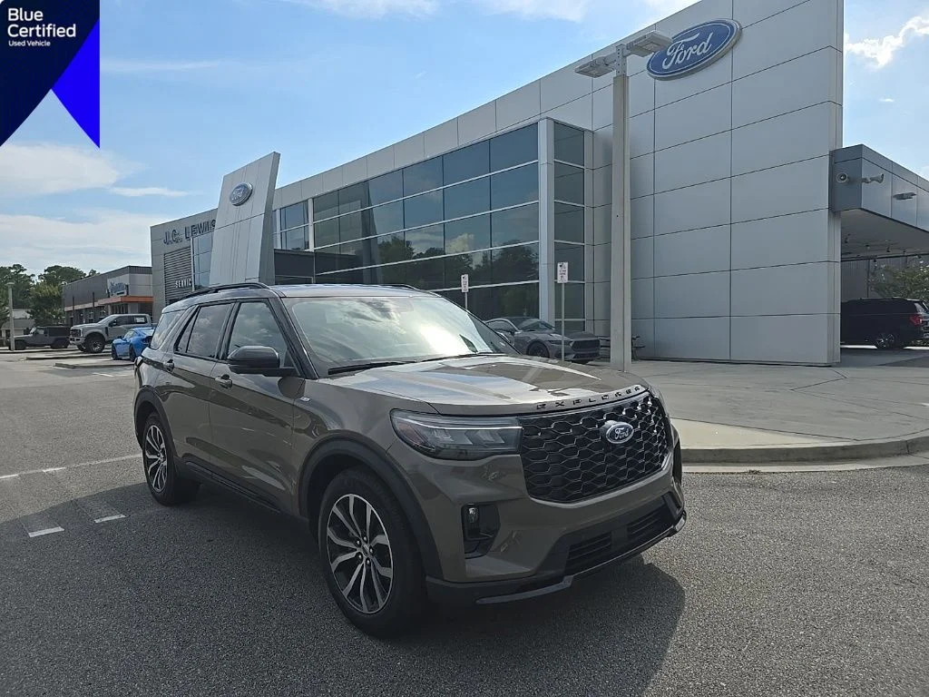 Used 2026 Gray Ford ST-Line image 1