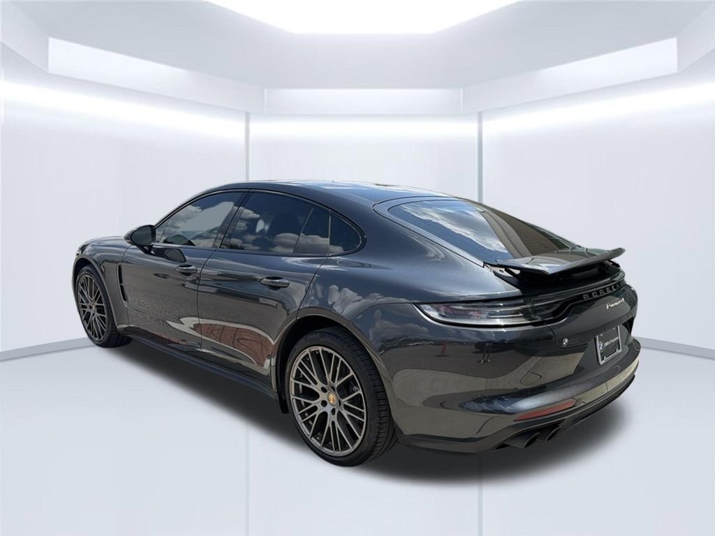 Used 2023  Porsche 4 Platinum Edition image 4