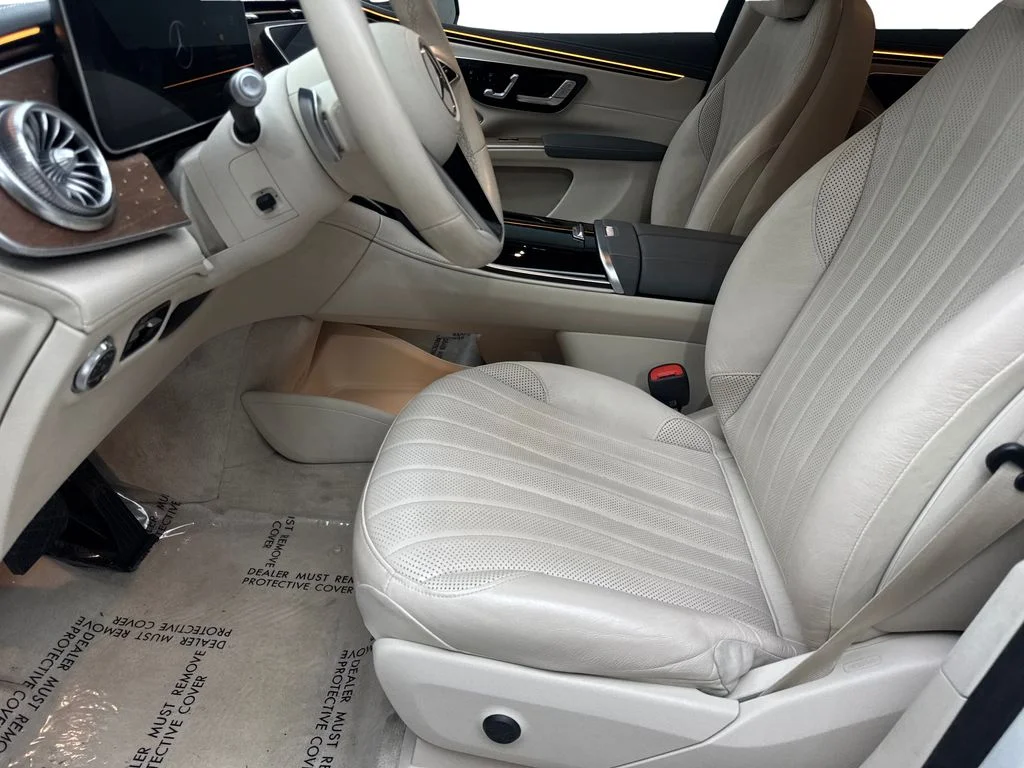 Used 2023 White Mercedes-Benz 450 image 25