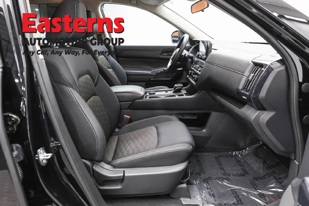 Used 2023 Black Nissan S image 24