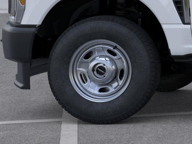 New 2026 Oxford White Ford F-250® XL image 41