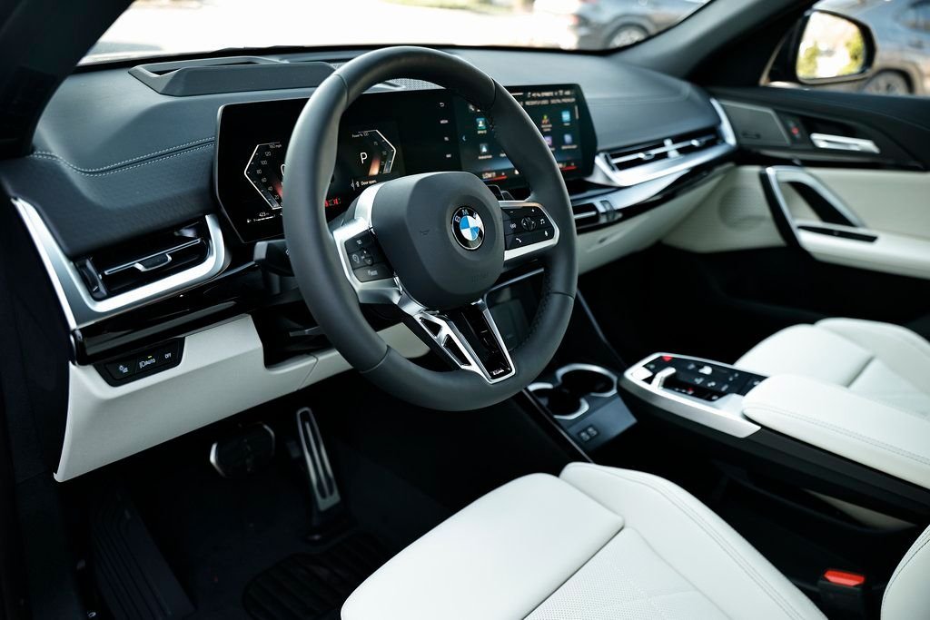 New 2026 Portimao Blue Metallic BMW xDrive28i image 19