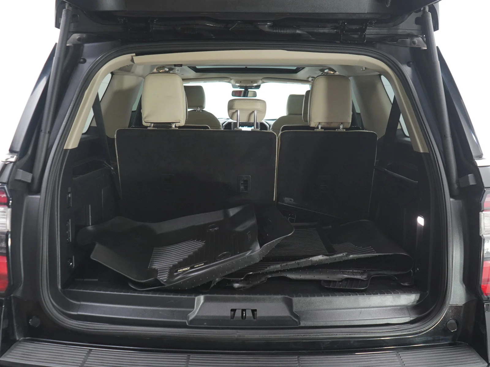 Used 2018 Shadow Black Ford Platinum image 17