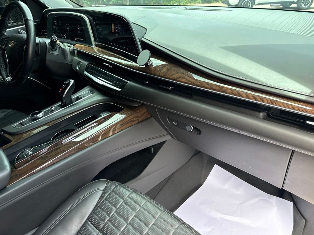 Used 2021 White Cadillac Sport Platinum image 12