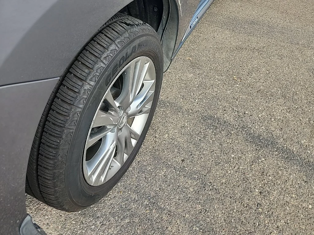 Used 2013 Gray Lexus 450h image 14