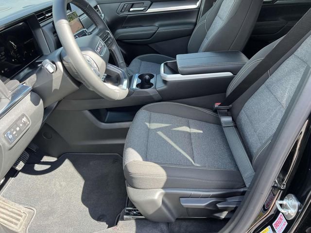 Used 2026 Ebony Twilight Metallic GMC Elevation image 16