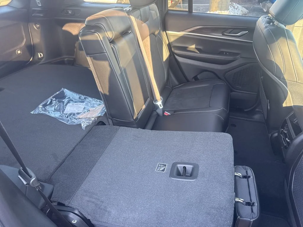 2026 Jeep Grand Cherokee Laredo - Photo 49