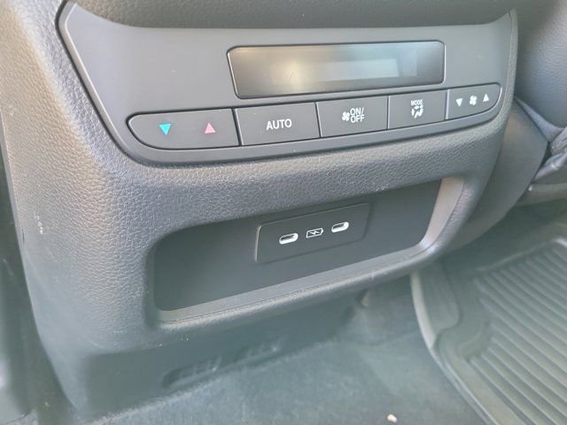 Used 2025 Crystal Black Pearl Honda Touring image 15