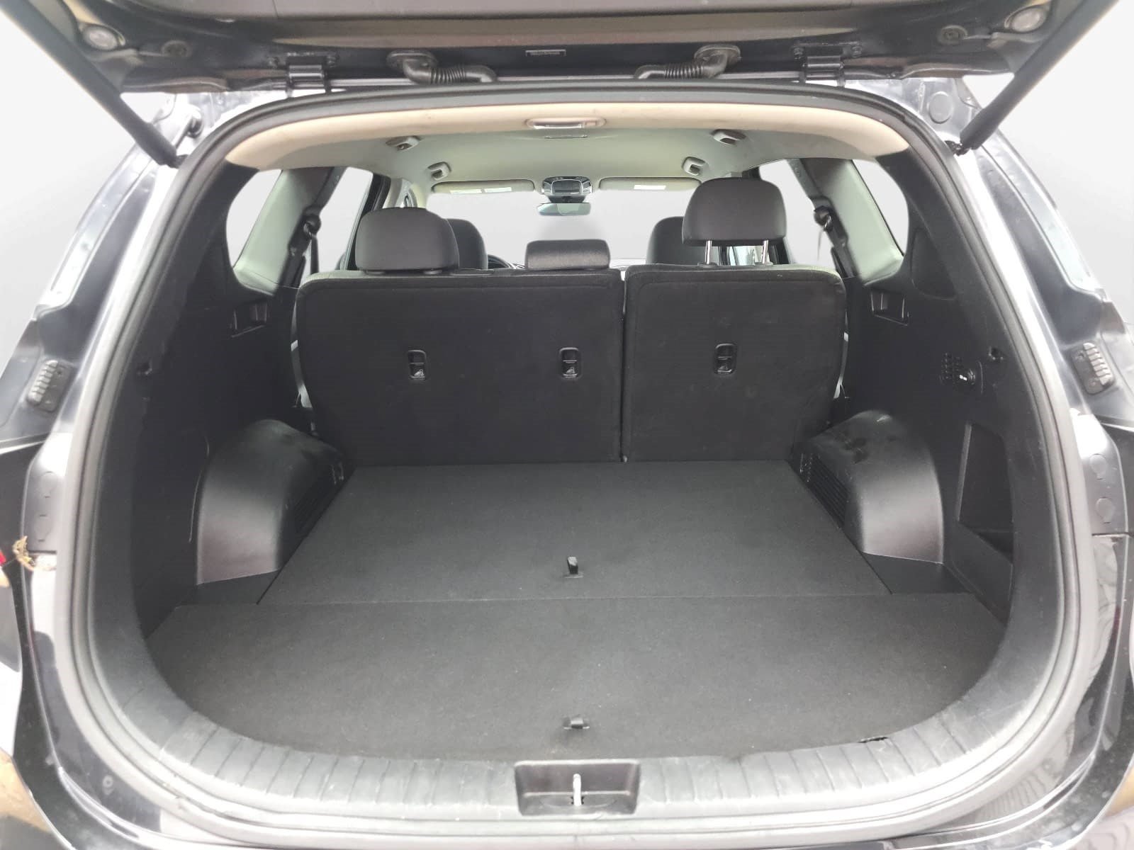 Used 2023 Twilight Black Hyundai SEL image 26