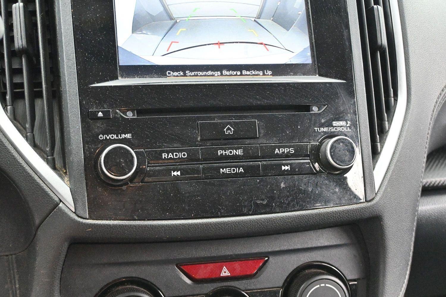 Used 2019 Ice Silver Metallic Subaru Premium image 21