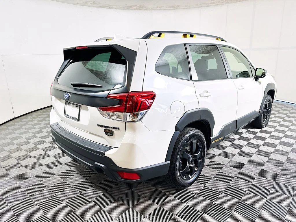 Used 2023 White Subaru Wilderness image 3