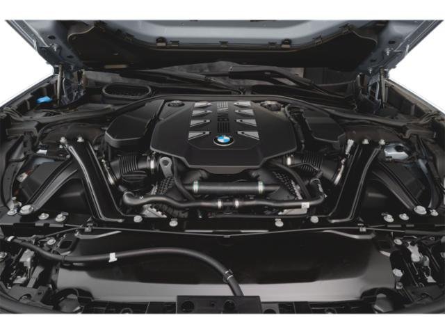 New 2026 Tanzanite Blue II Metallic BMW 760i xDrive image 15