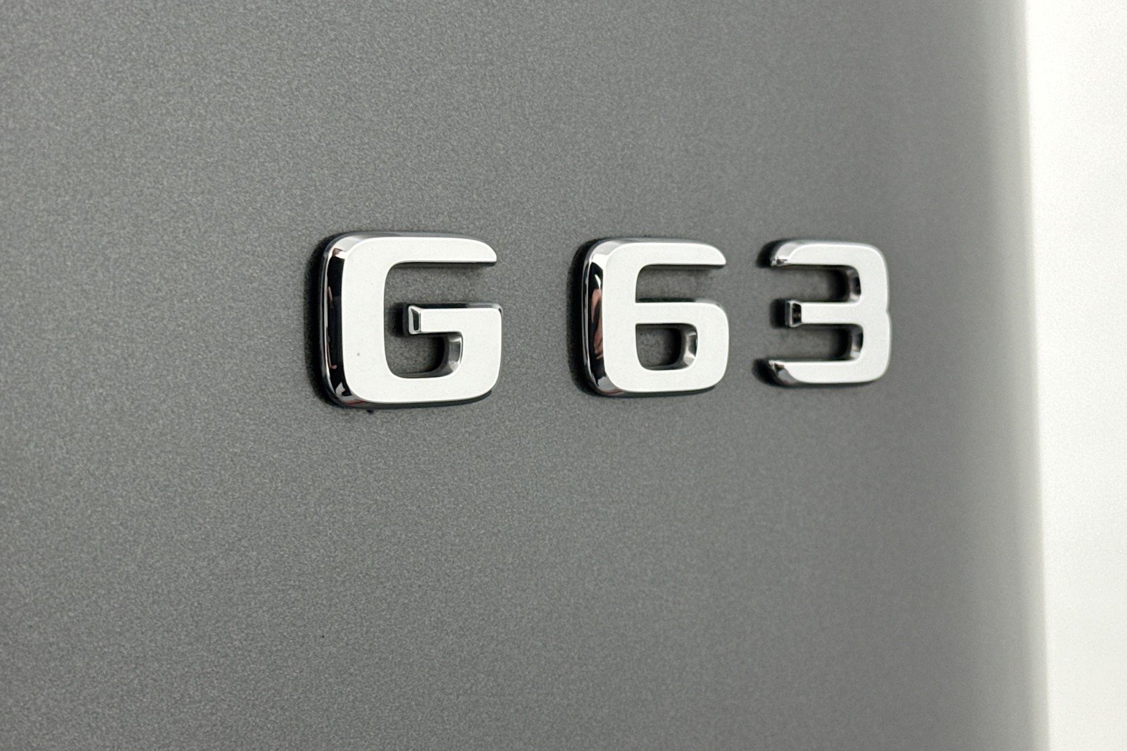 Certified Used 2023 MANUFAKTUR Graphite Metallic Mercedes-Benz AMG® G 63 image 9