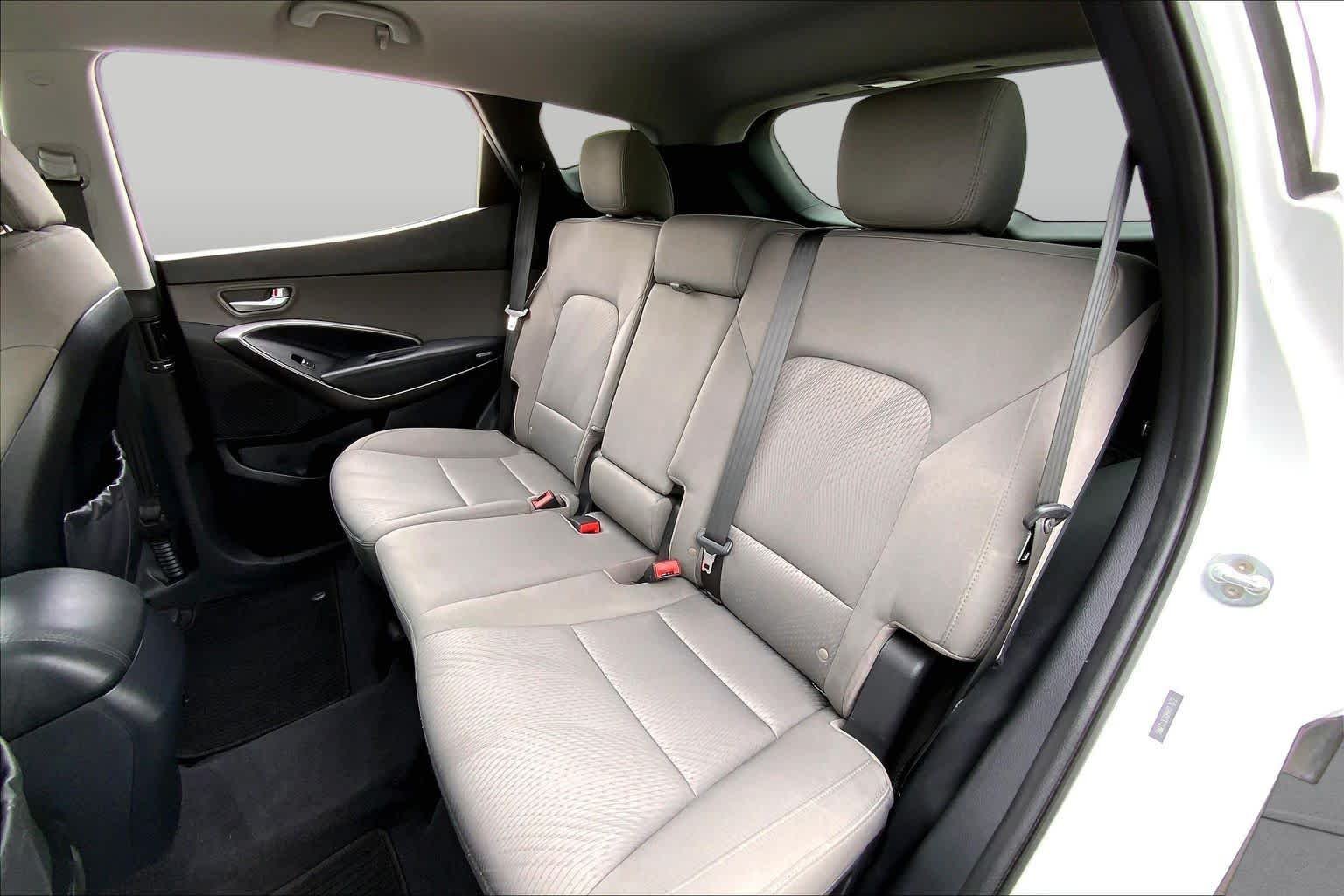 Used 2017 Frost White Pearl Hyundai 2.4L image 20