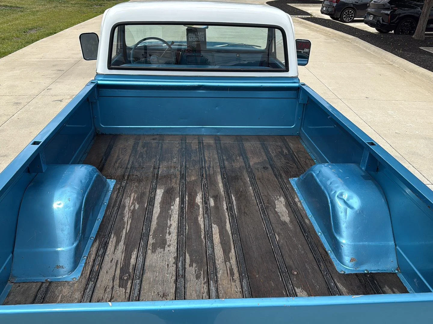 Used 1970 White Chevrolet  image 18