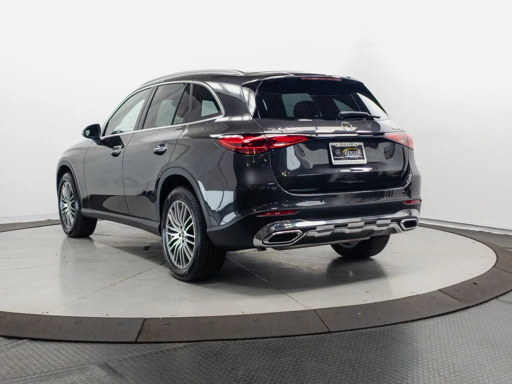 Certified Used 2026 Gray Mercedes-Benz GLC 300 image 25