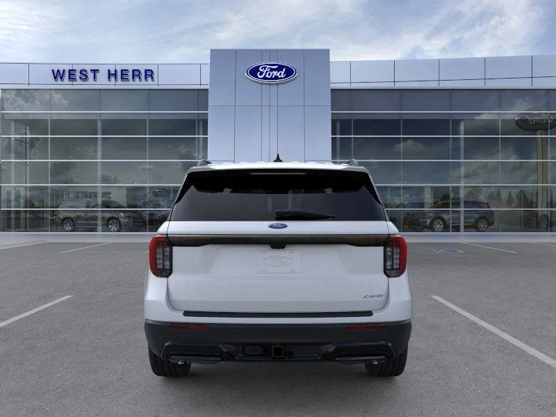 New 2026 Space White Metallic Ford ST-Line image 6