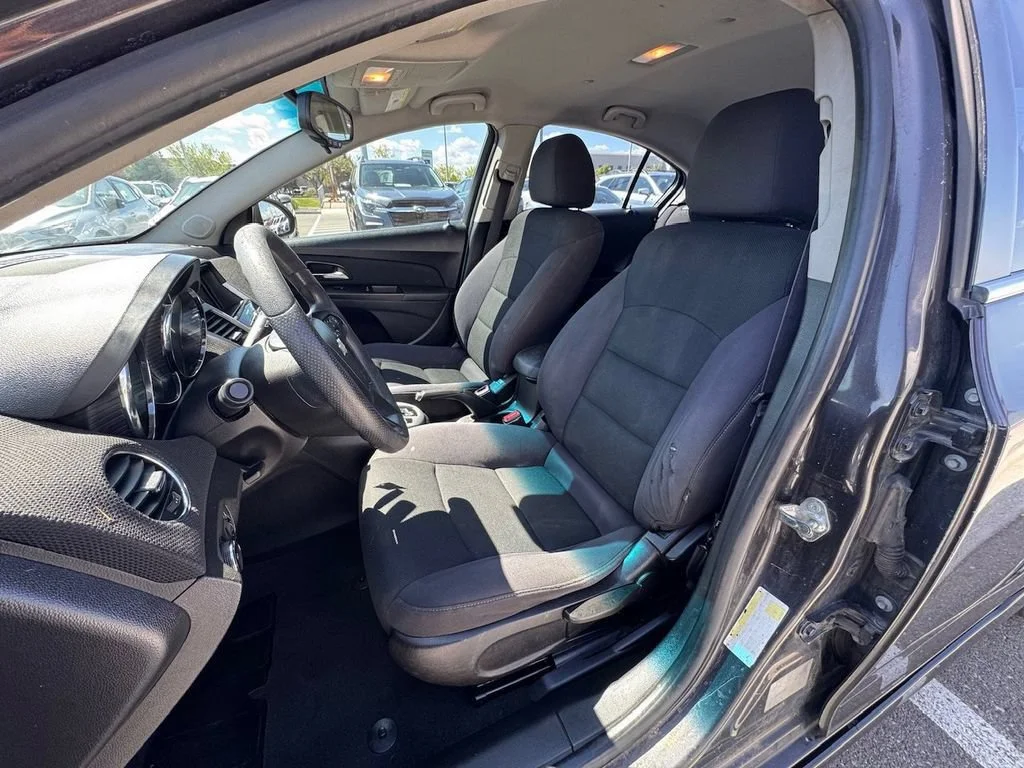 Used 2015 Tungsten Metallic Chevrolet LT image 12