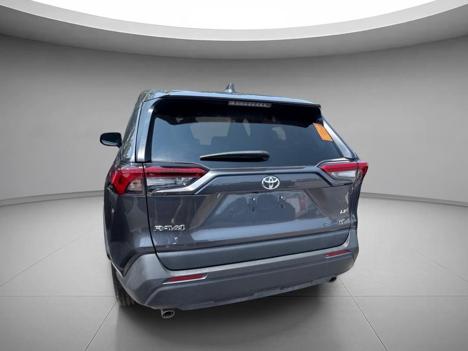 Used 2022 Magnetic Gray Metallic Toyota LE image 10