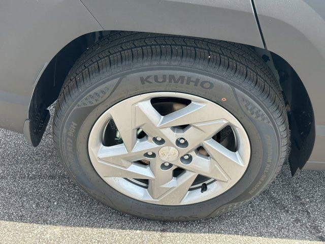 2026 Hyundai Kona SE - Photo 16