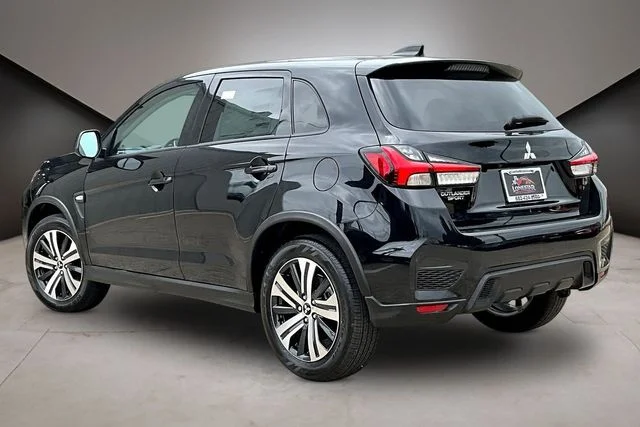 New 2026 Black Mitsubishi 2.0 ES image 3