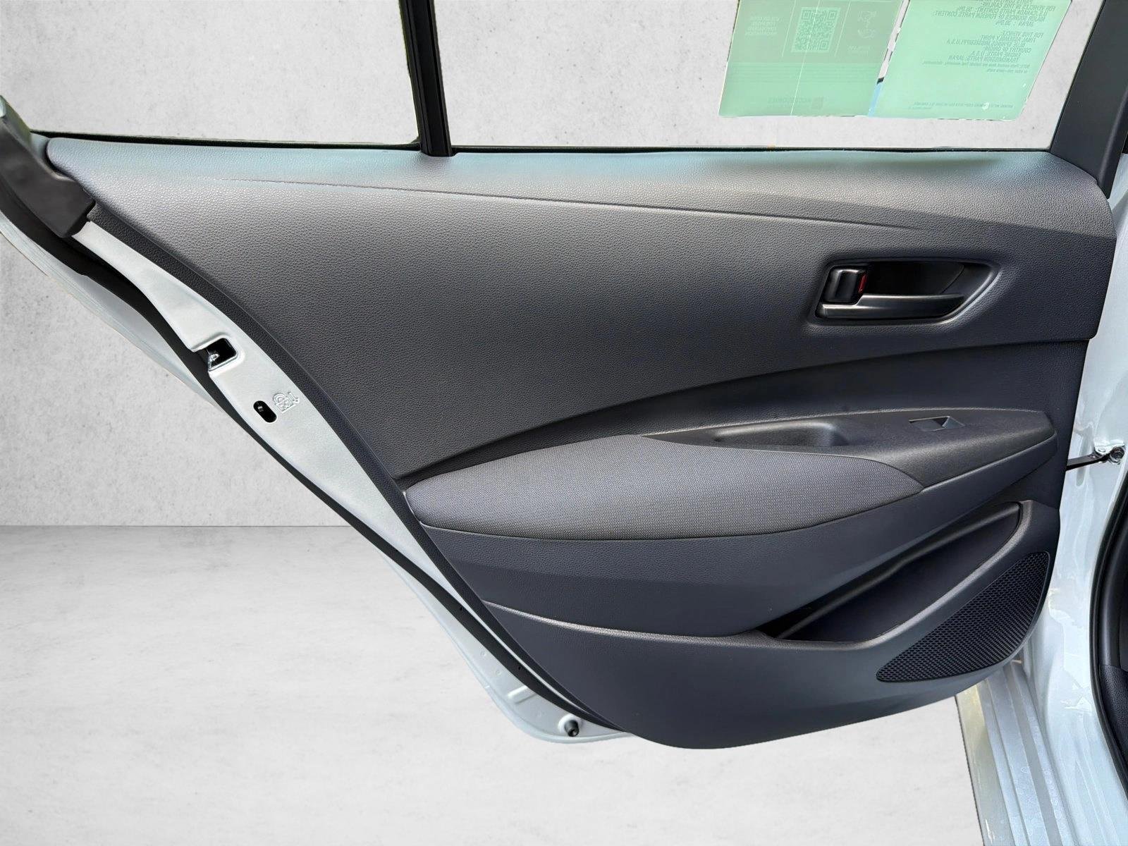 New 2027 Classic Silver Metallic Toyota LE image 21