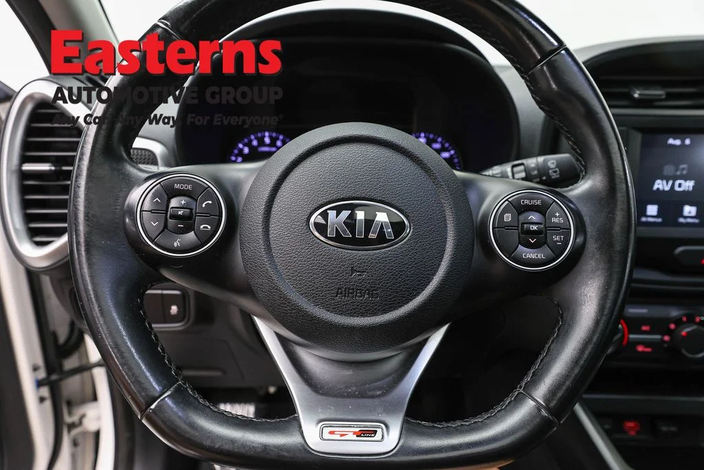 Used 2020 White Kia GT-Line image 10
