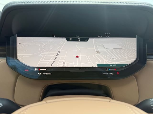 New 2026 Fuji White Land Rover SE image 14