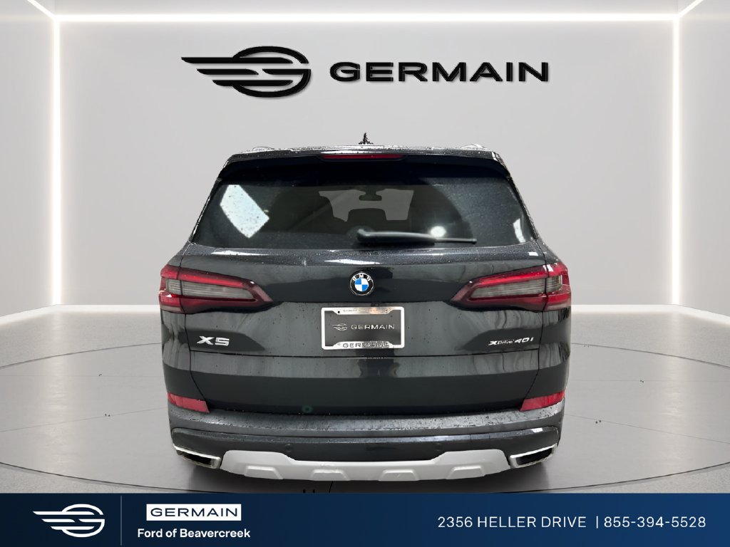 Used 2021 Black Sapphire Metallic BMW xDrive40i image 7