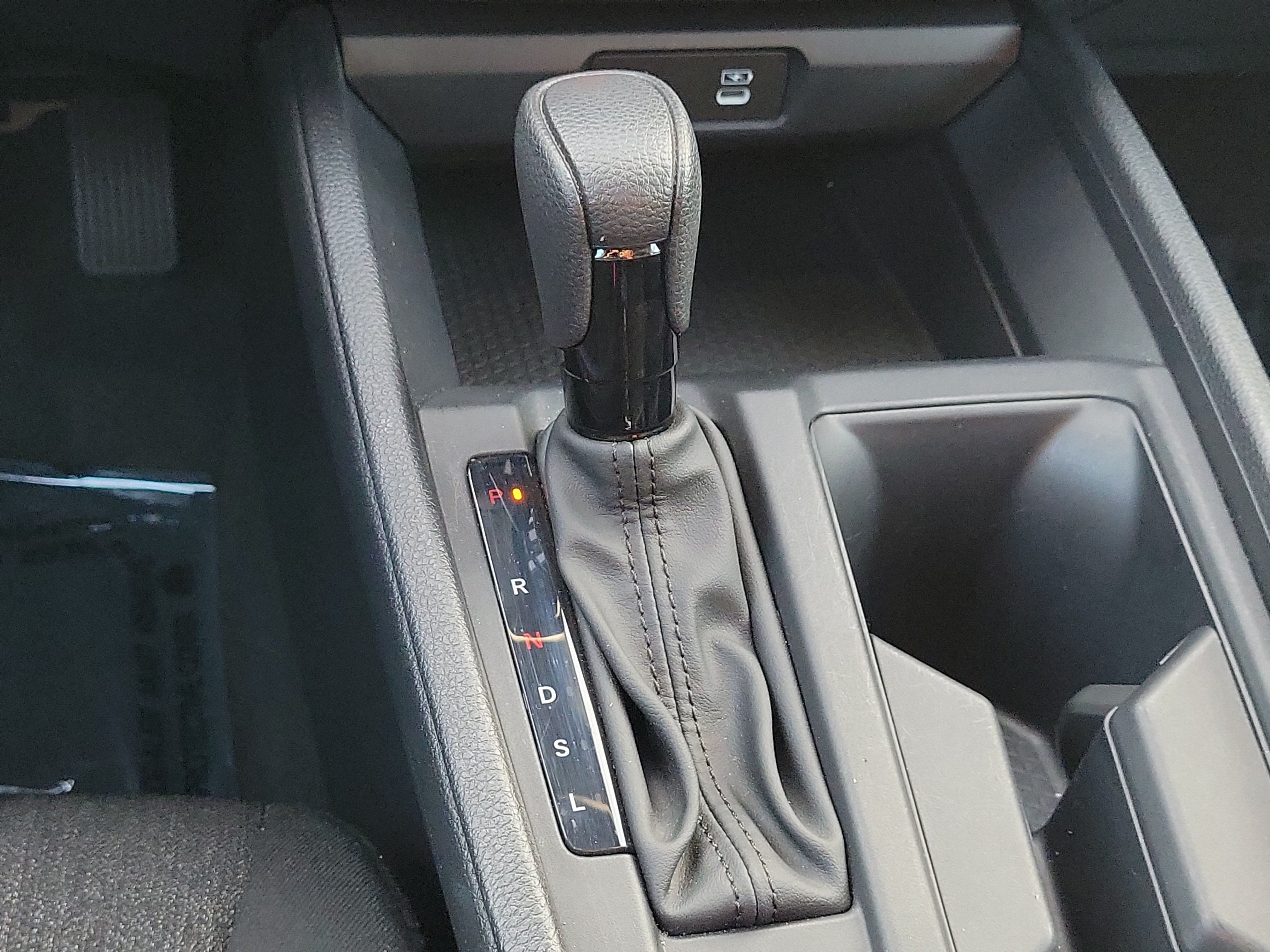 Used 2024 Silver Honda LX image 20