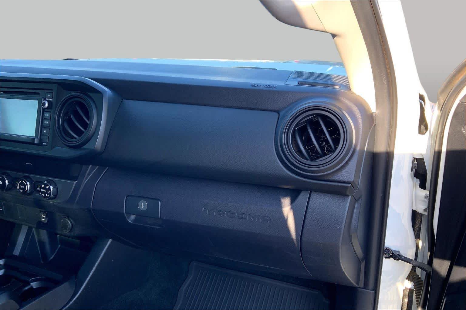 Used 2019 Super White Toyota SR image 19