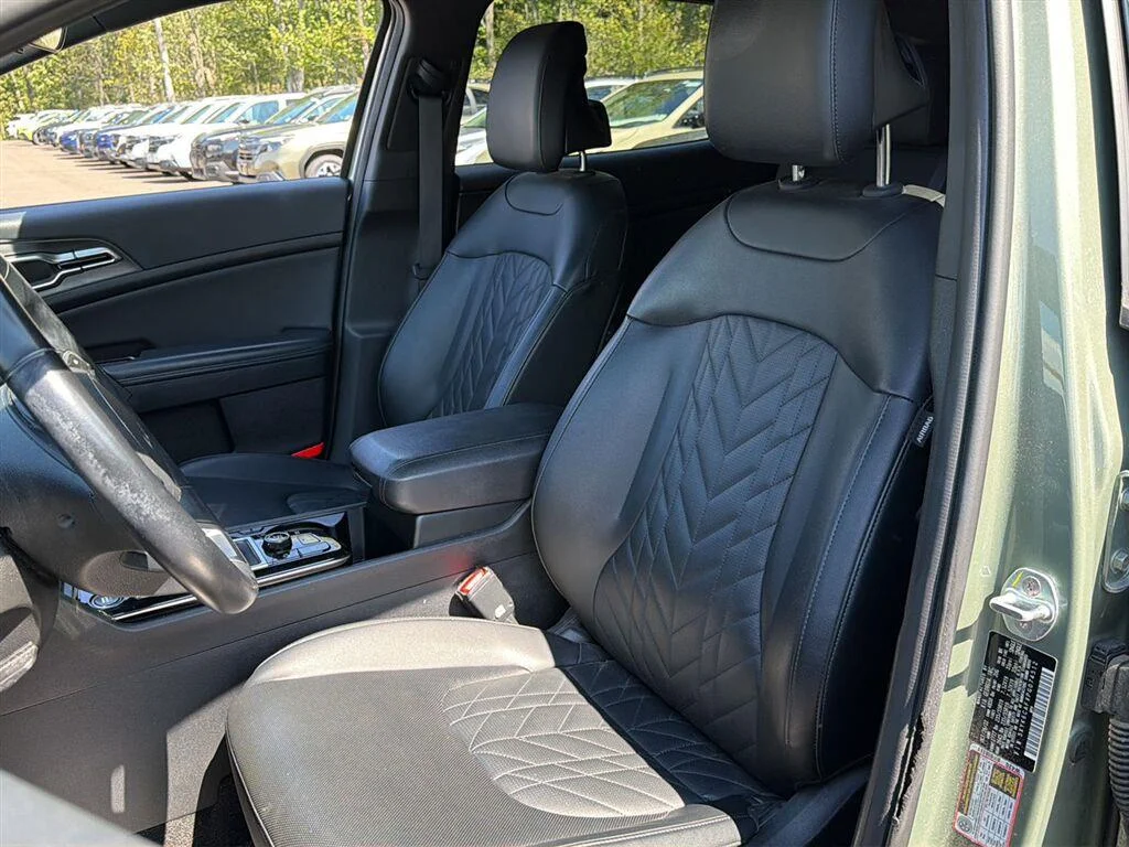 Used 2023 Jungle Green Kia X-Line image 15
