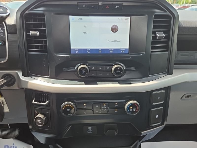 Used 2023 White Ford XL image 24