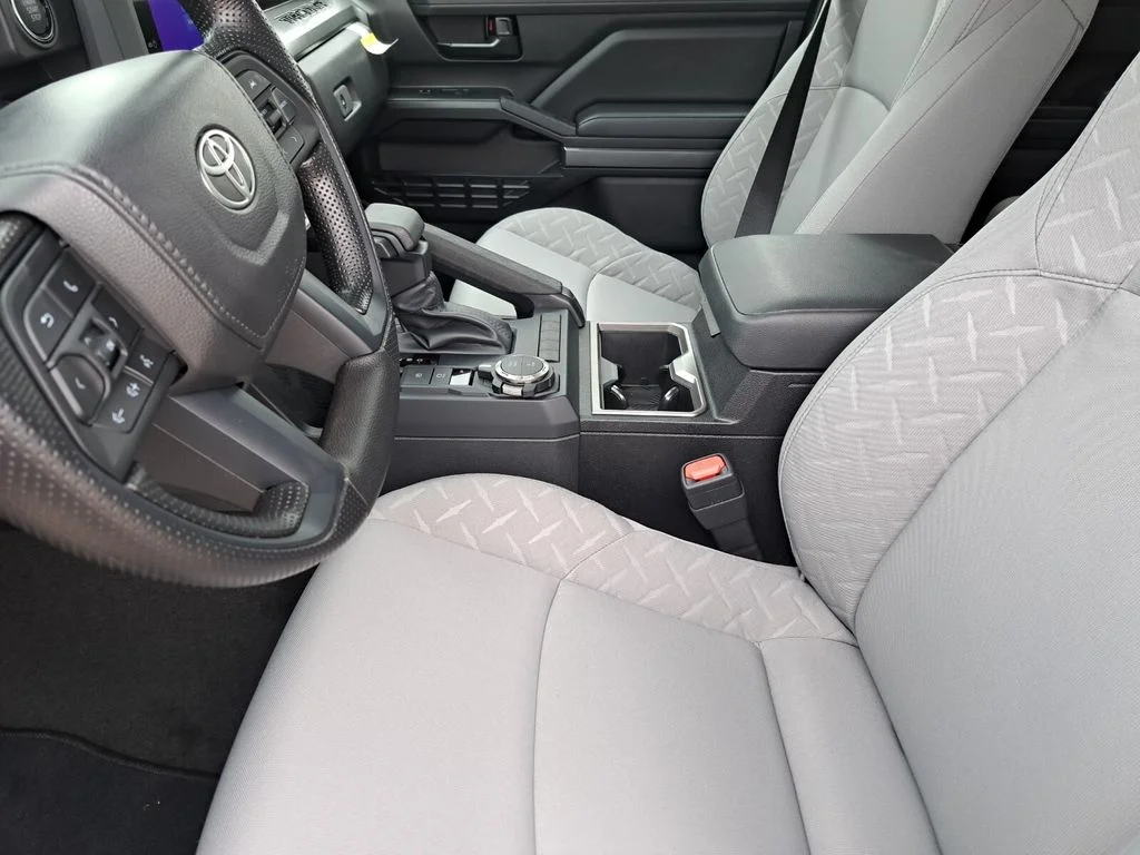 2026 Toyota Tacoma SR5 - Photo 19