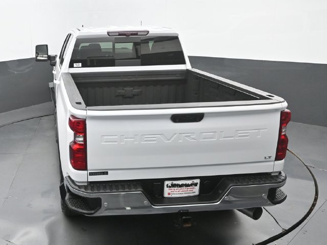 Used 2024 Summit White Chevrolet LT image 30