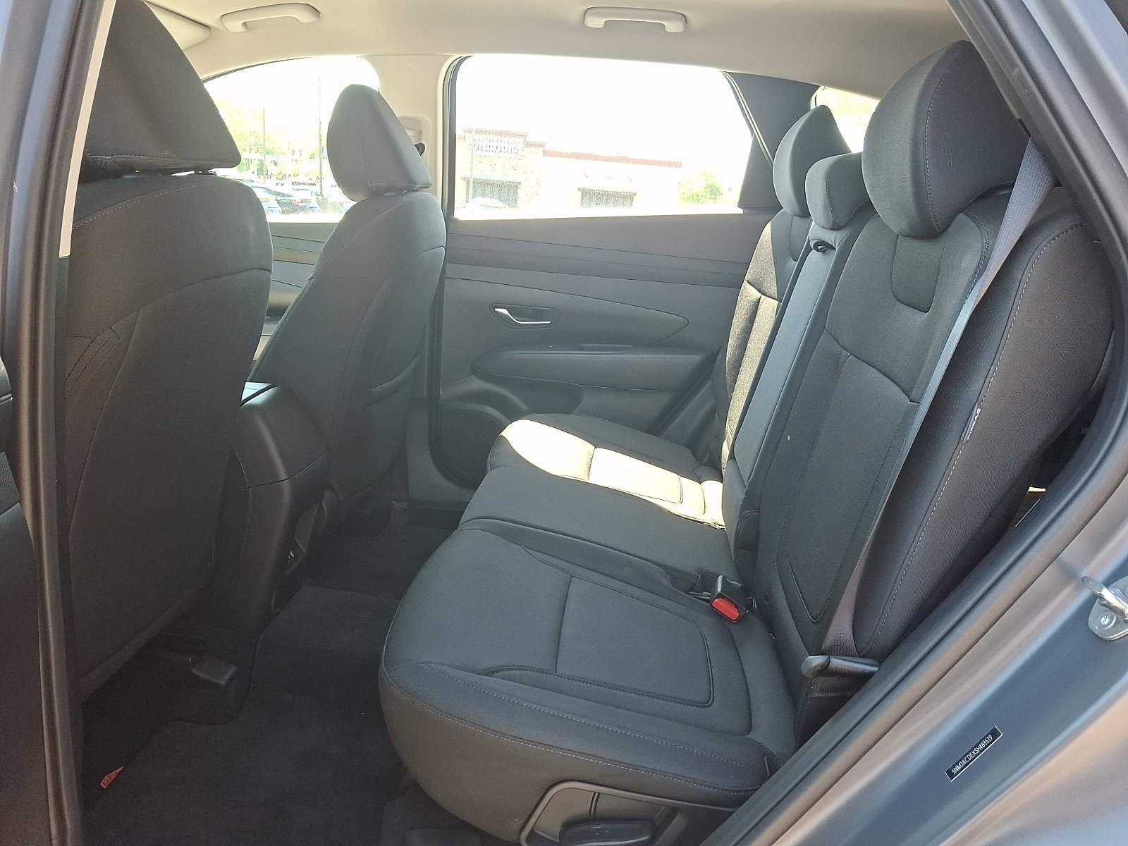 2025 Hyundai Tucson SE - Photo 10