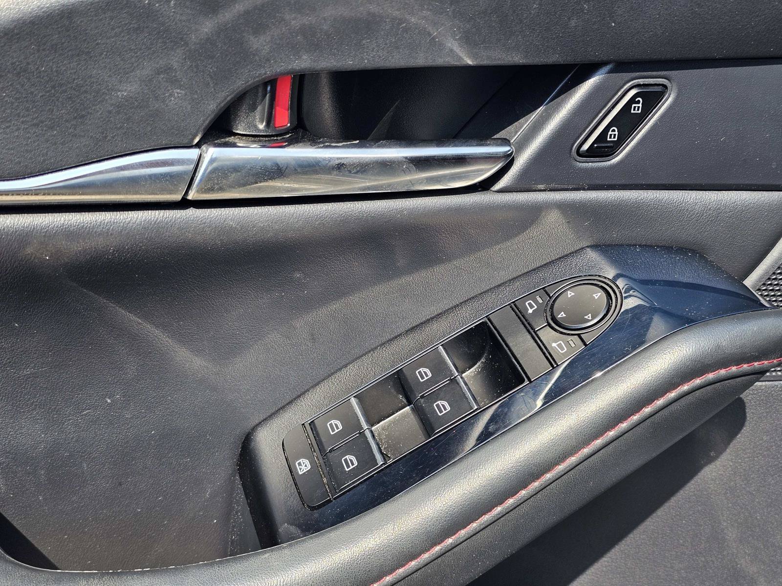 2024 Mazda CX-30 Carbon Edition - Photo 15