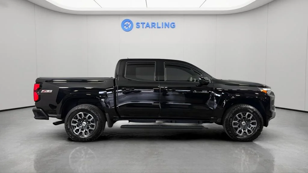 Used 2024 Black Chevrolet Z71 image 12