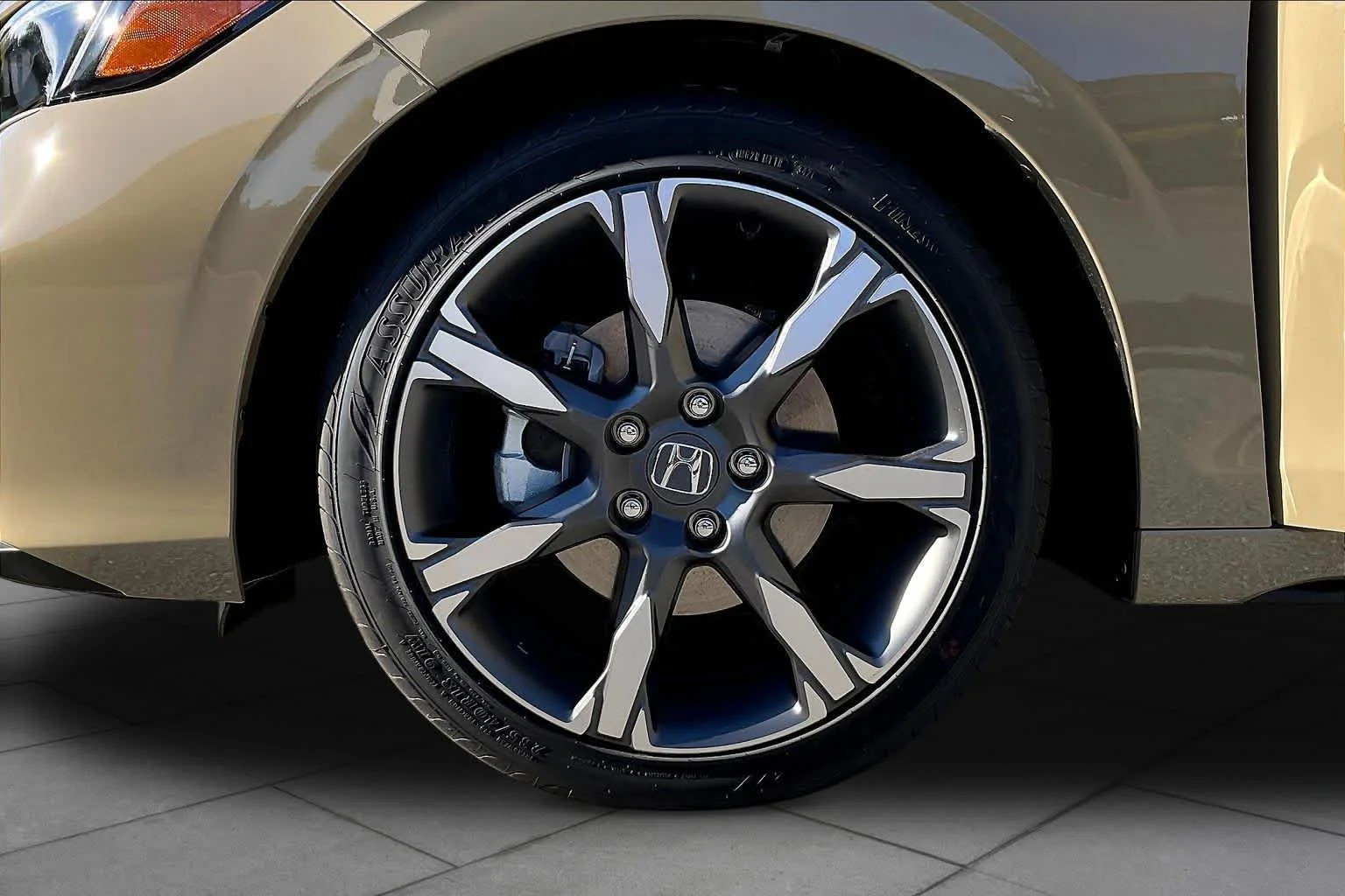 New 2026 Sand Dune Pearl Honda Sport Touring image 11