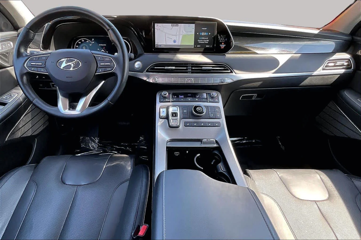 Used 2022 Steel Graphite Hyundai Limited image 28