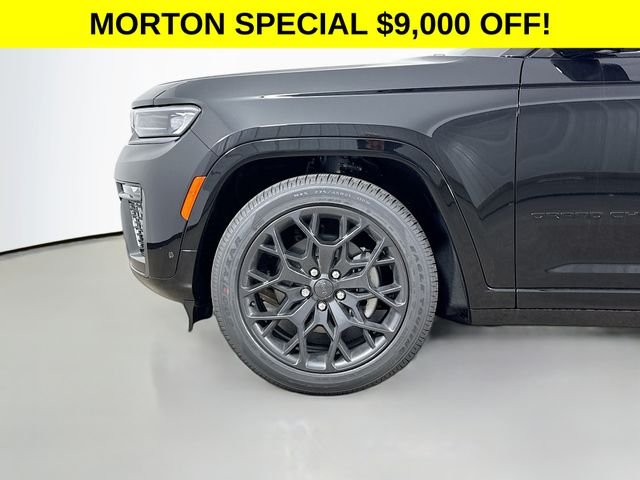 New 2026 Diamond Black Crystal Pearl-Coat Exterior Paint Jeep Summit image 34