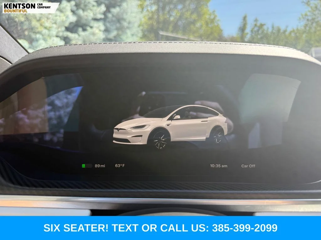 Used 2022 White Tesla Plaid image 15