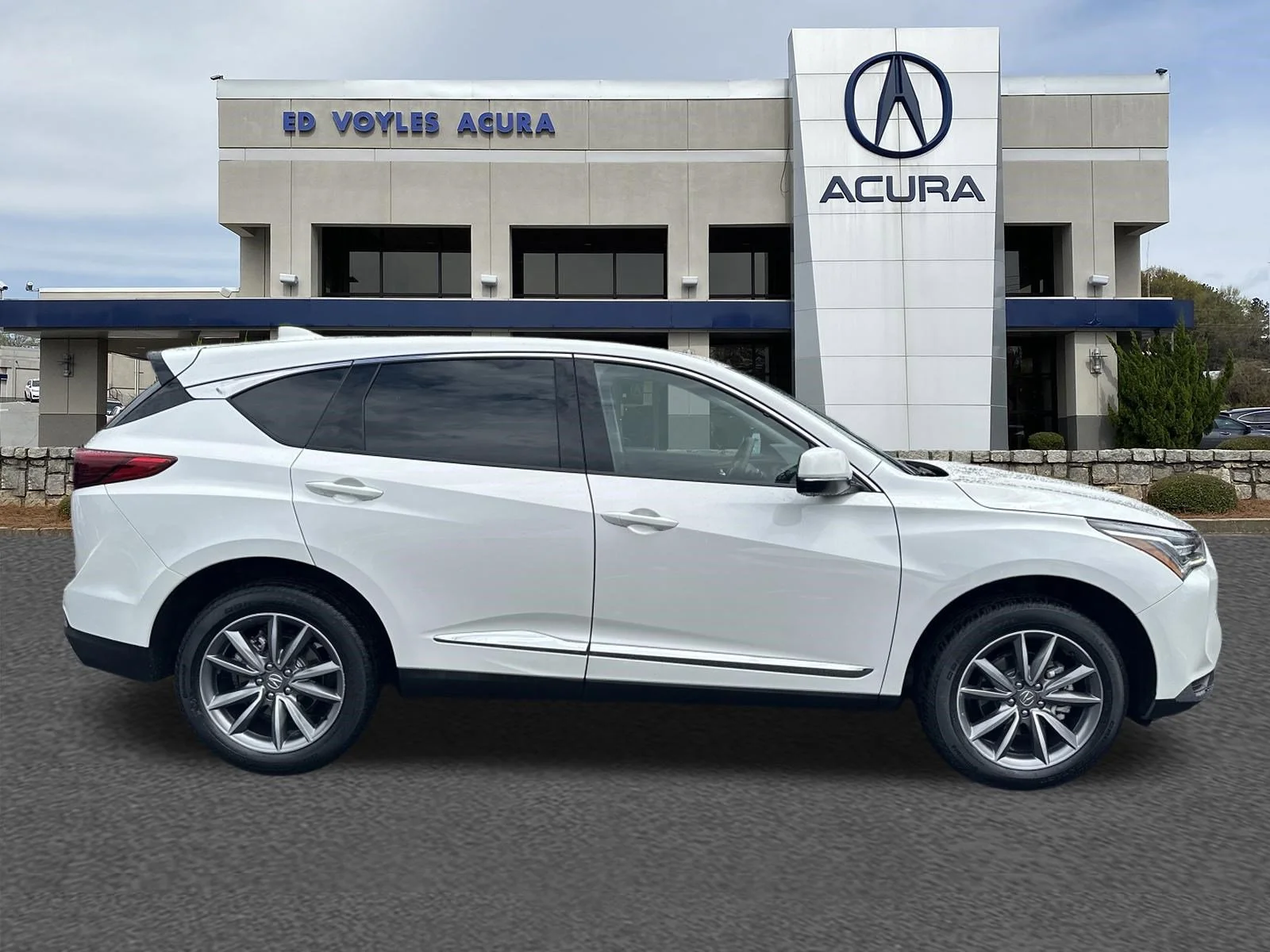 Certified Used 2023 Platinum White Pearl Acura TECH image 4