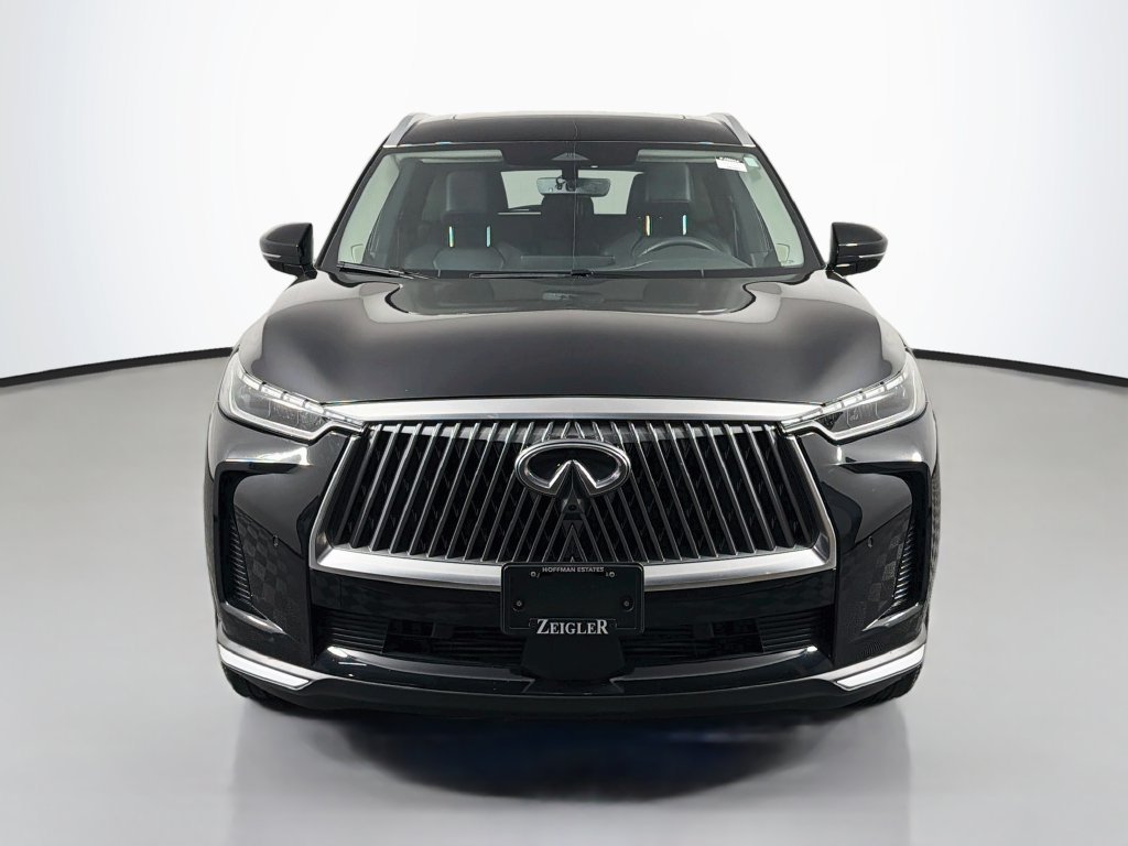 Used 2026 Mineral Black INFINITI LUXE image 3
