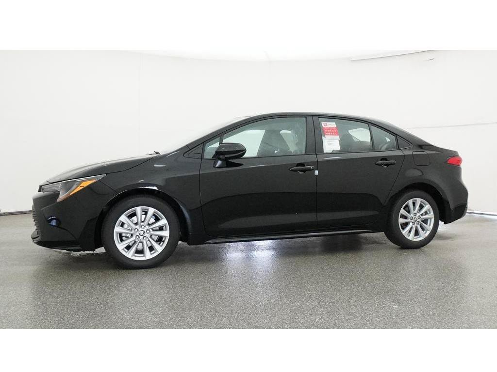 New 2026 Midnight Black Metallic Toyota LE image 18