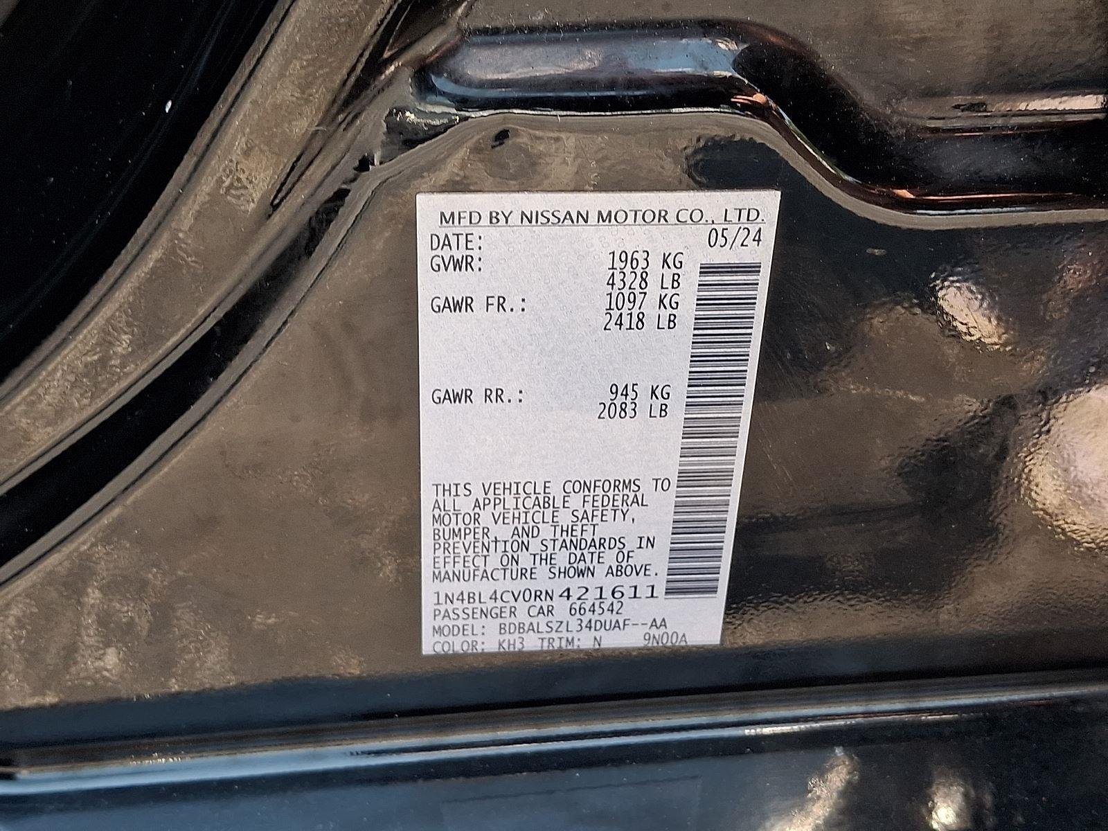 Used 2024 Black Nissan 2.5 SR image 27