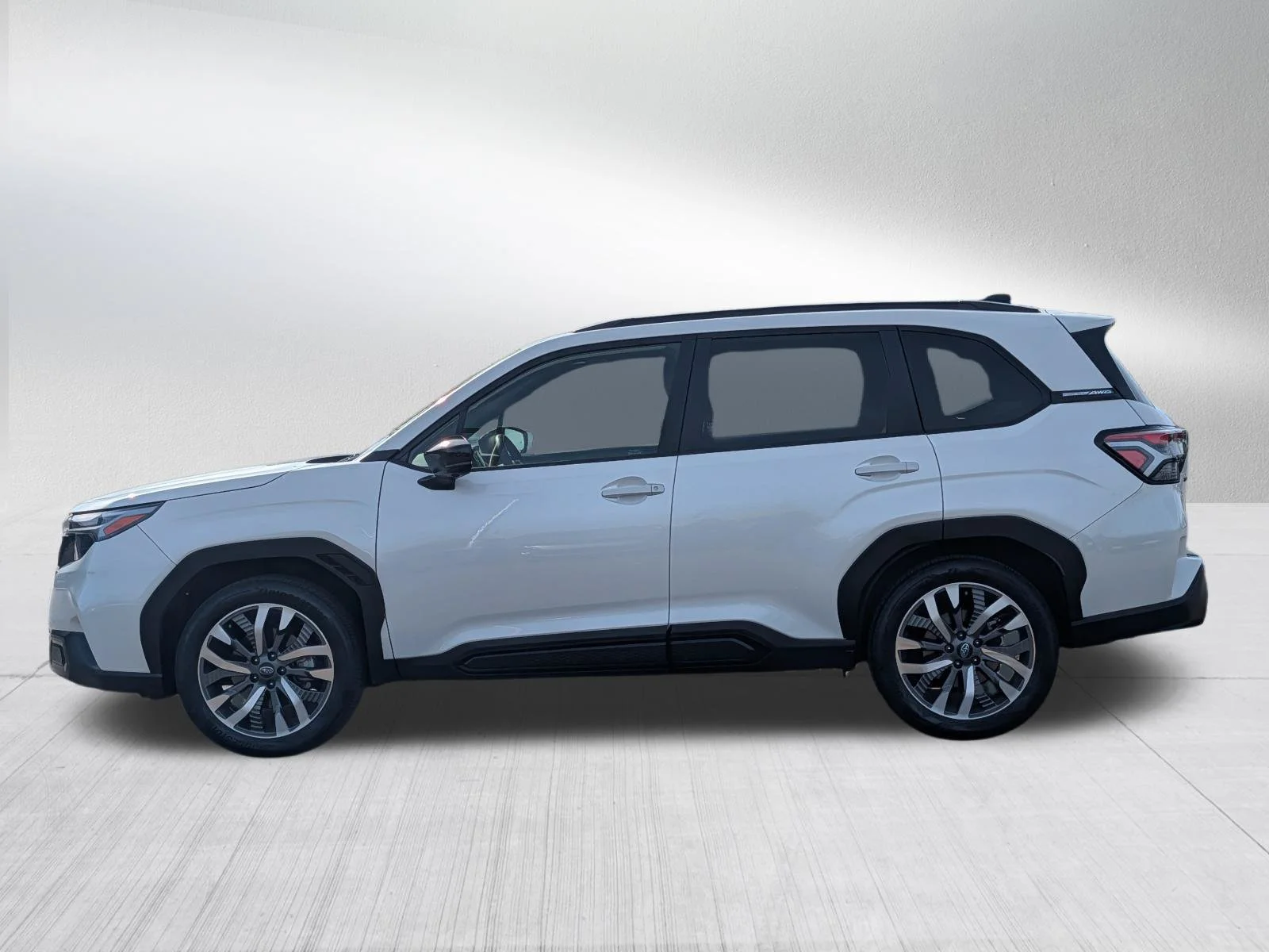 Used 2025 Crystal White Pearl Subaru Touring image 6