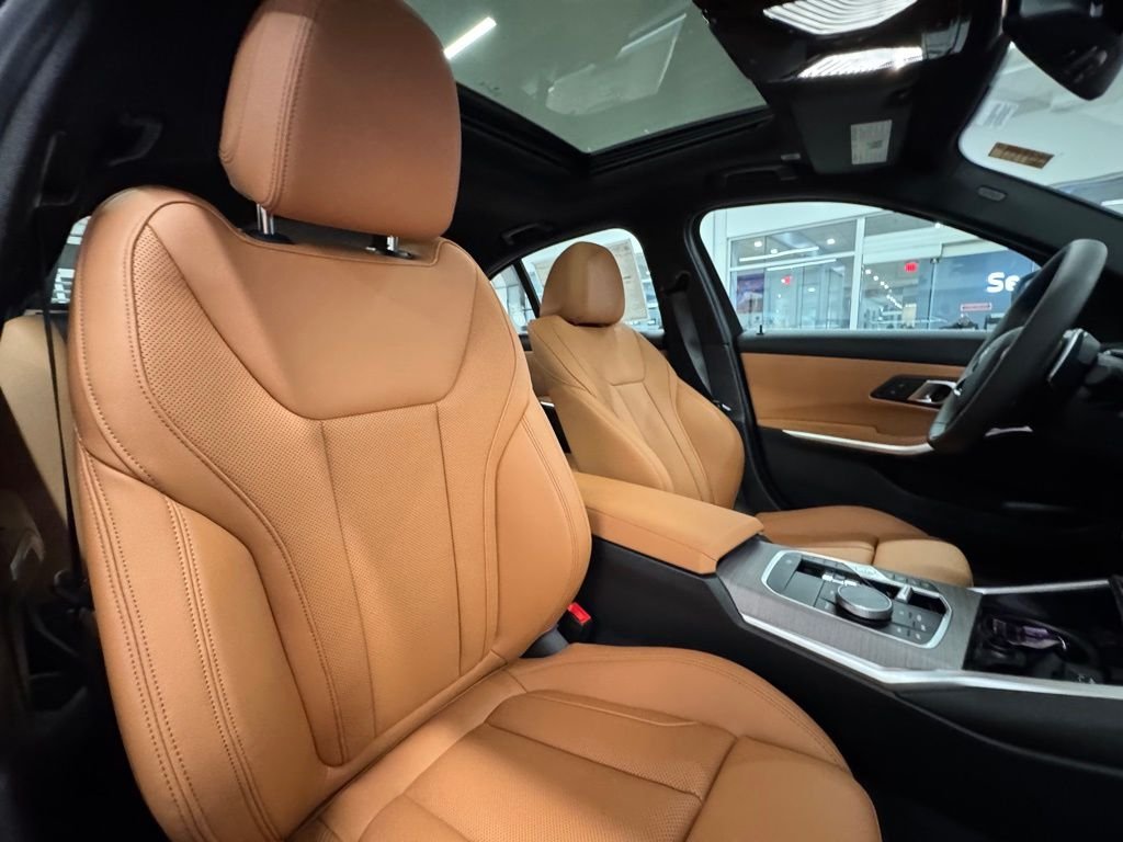 New 2026 Black Sapphire Metallic BMW 330i xDrive image 28